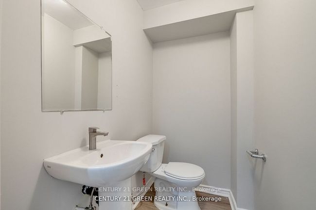 607 Willmott Cres, House attached with 4 bedrooms, 4 bathrooms and 2 parking in Milton ON | Image 35