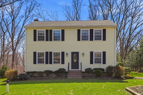 254 Handy St, Attleboro, MA, 02703-5825 | Card Image