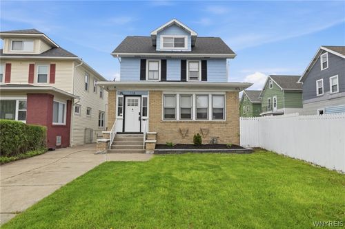 118 Homer Ave, Buffalo, NY, 14216-2366 | Card Image