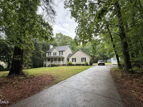 124 Walker Run, Selma, NC, 27576-6077 | Card Image