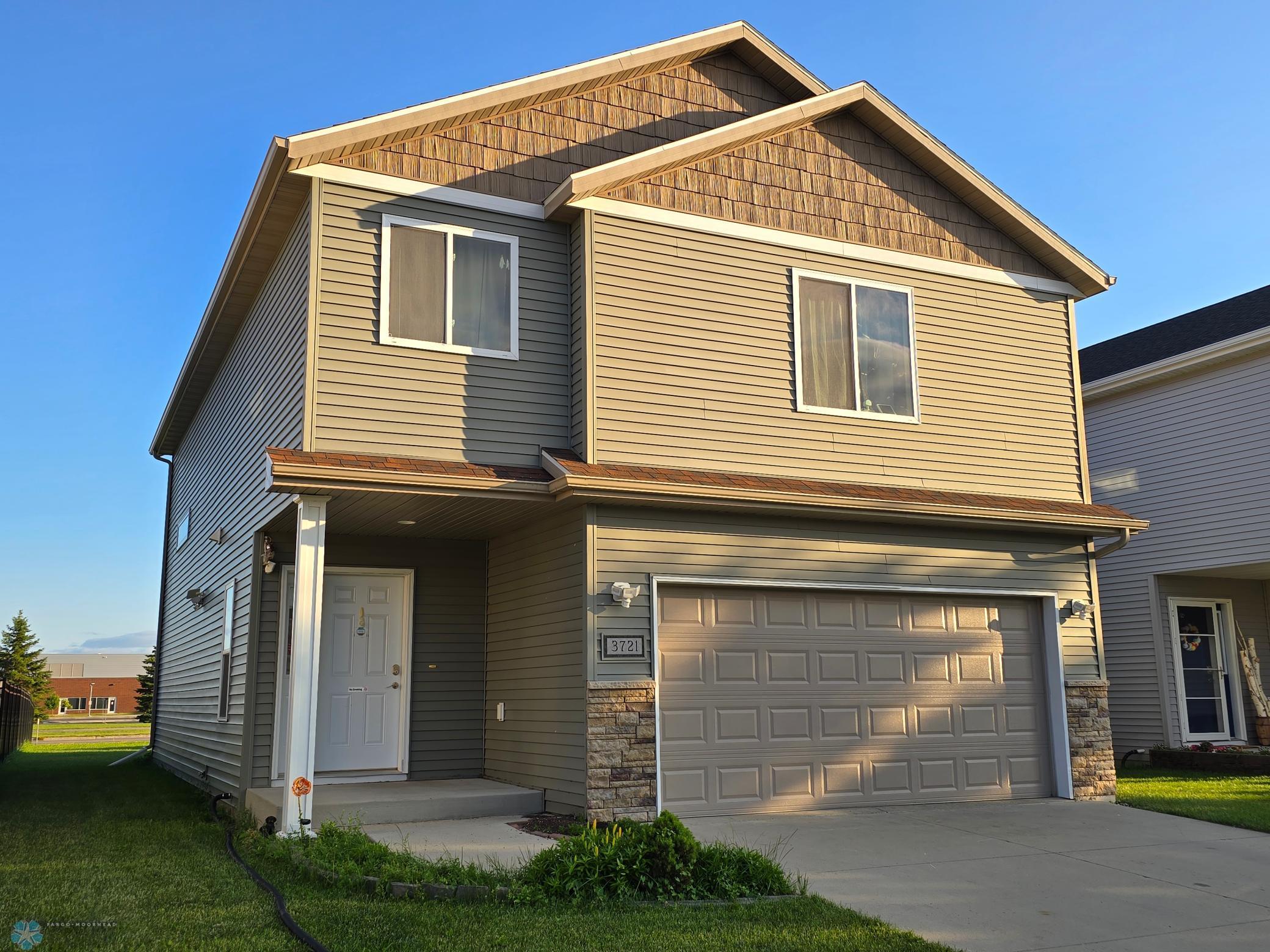 11th Ave, Moorhead, MN 56560