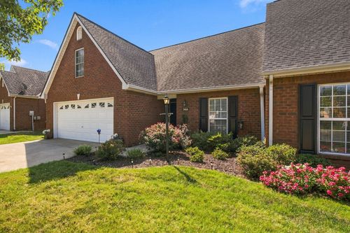 366 Golfview Ct, Murfreesboro, TN, 37127-7132 | Card Image