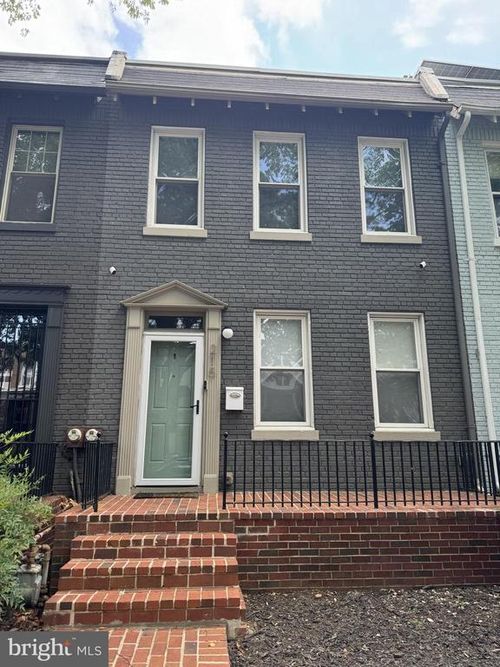 215 15th St Ne, WASHINGTON, DC, 20002-6557 | Card Image