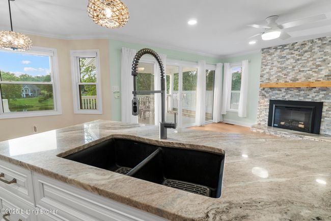 3205 Lake Pointe Ct, House other with 3 bedrooms, 4 bathrooms and null parking in Crestwood KY | Image 41