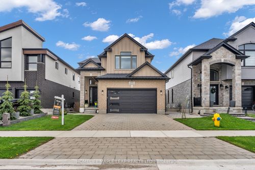 2195 Ironwood Rd, London, ON, N6K0H2 | Card Image