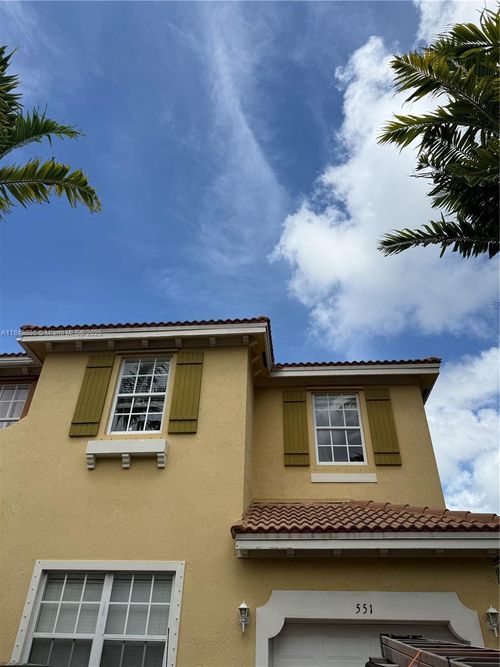 551-551 Ne 21st Ter, Homestead, FL, 33033-6048 | Card Image