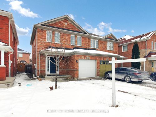 22 Hollingsworth Cir, Brampton, ON, L7A0J7 | Card Image