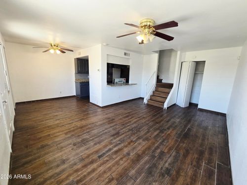 8426 N 34th Dr, Phoenix, AZ, 85051-5955 | Card Image