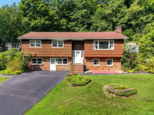 237 Old Church Rd, Putnam Valley, NY, 10579-2620 | Card Image