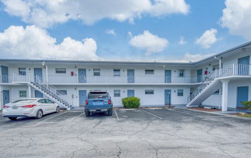 24-420 W Palm St, Lantana, FL, 33462-2874 | Card Image