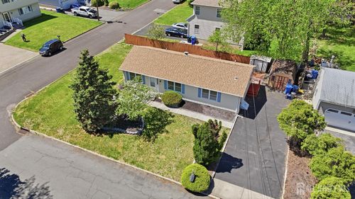 1984 6th St, North Brunswick, NJ, 08902-4542 | Card Image