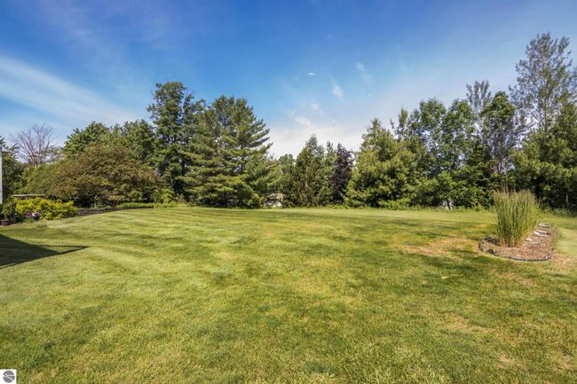 1457 Braemar Dr, House other with 3 bedrooms, 2 bathrooms and null parking in Traverse City MI | Image 36
