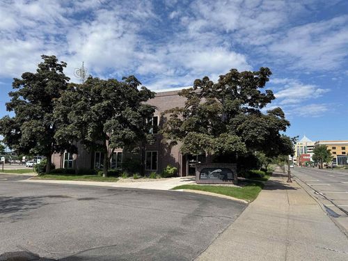 555 Scott Street, Wausau, WI, 54403 | Card Image