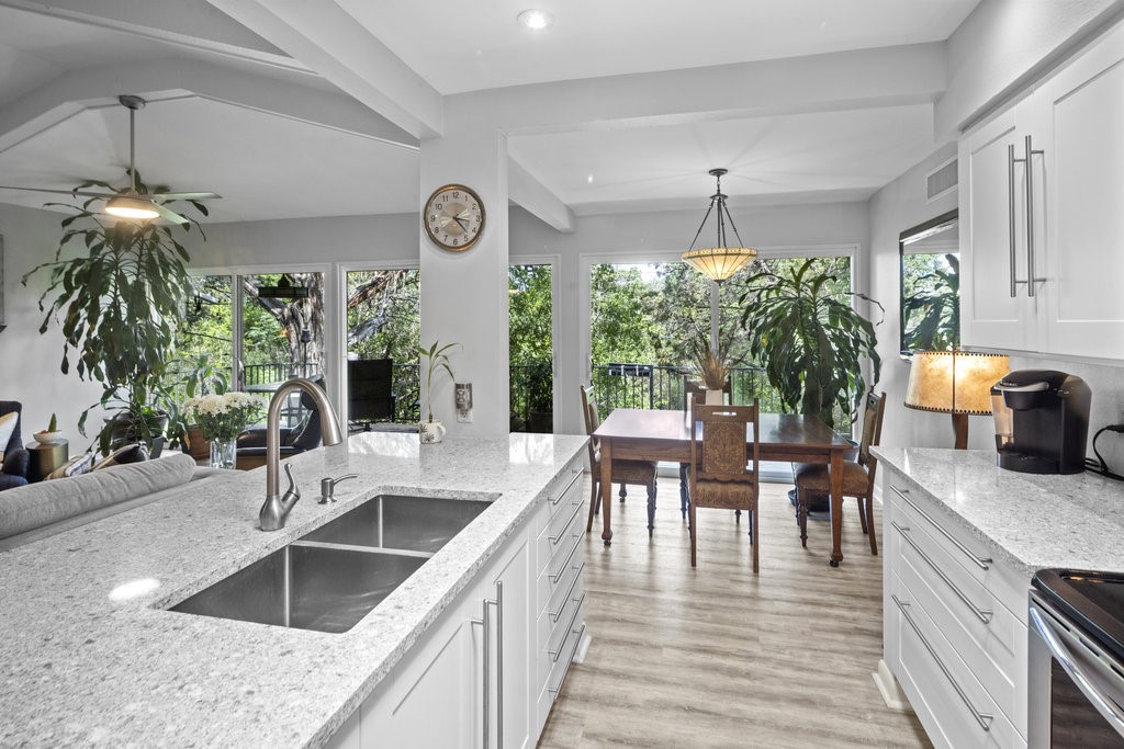 Sunfish St, Lakeway, TX 78734