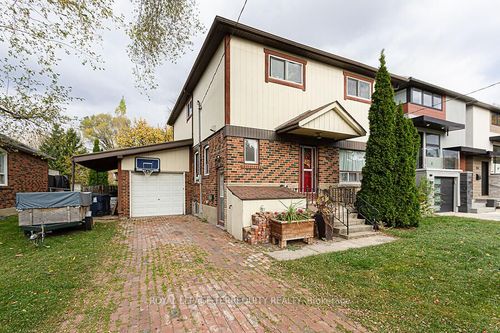 12 Chauncey Ave, Etobicoke, ON, M8Z2Z3 | Card Image