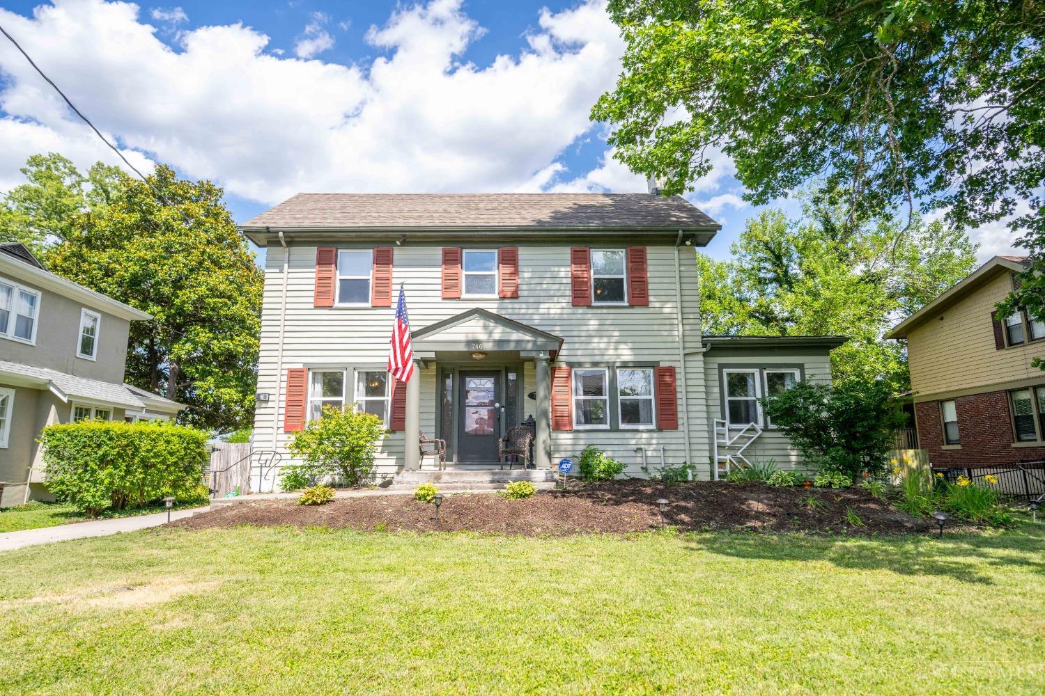 Stout Ave, Cincinnati, OH 45215