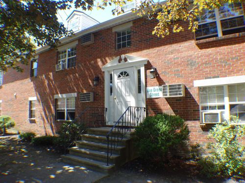 1 Green St, Dover, NH, 03820-3340 | Card Image