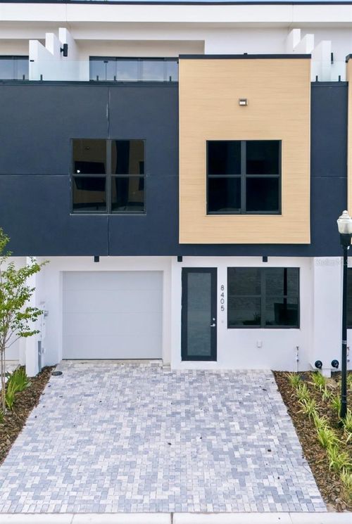 8405 Modano Pl, TAMPA, FL, 33614 | Card Image