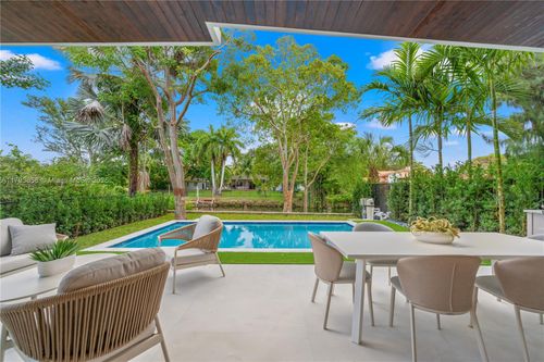 4951 University Dr, Coral Gables, FL, 33146-1154 | Card Image
