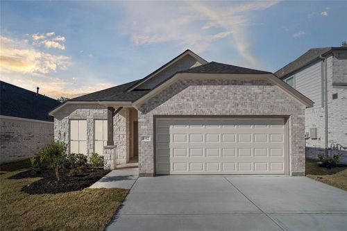 1715 Pecan Woods Ln, Conroe, TX, 77301-0015 | Card Image