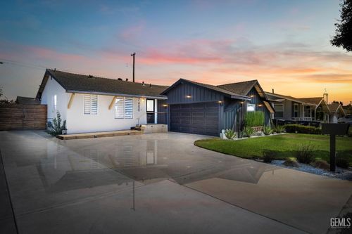 7600 Western Ave, Buena Park, CA, 90620 | Card Image