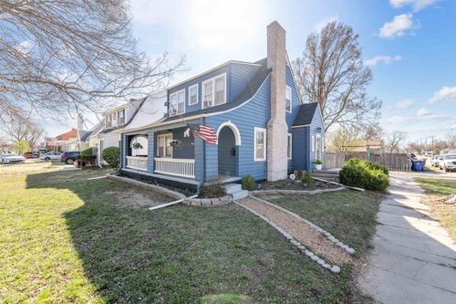 900 S 9th St, Salina, KS, 67401-4806 | Card Image