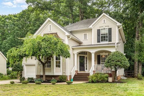 8256 Chatham Oaks Dr, Concord, NC, 28027-9606 | Card Image