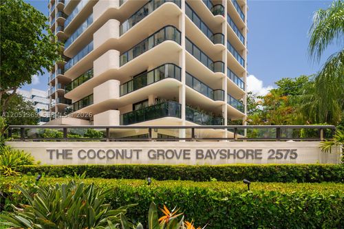 5b-2575 S Bayshore Dr, Coconut Grove, FL, 33133-4776 | Card Image