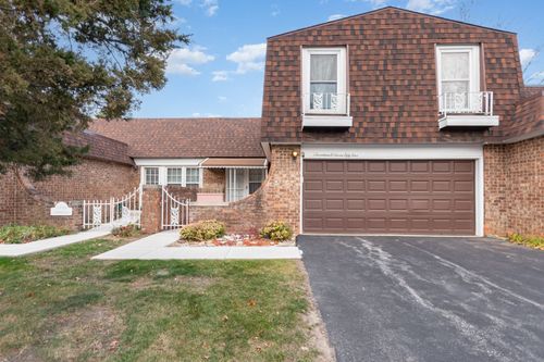 17W754 Standish Ln, Villa Park, IL, 60181-3728 | Card Image