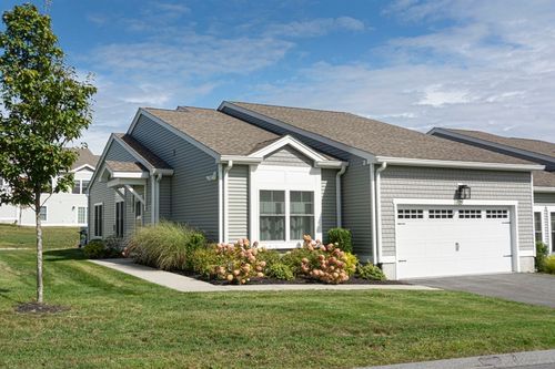 68-15 Clearview Ter, Millbury, MA, 01527-2065 | Card Image