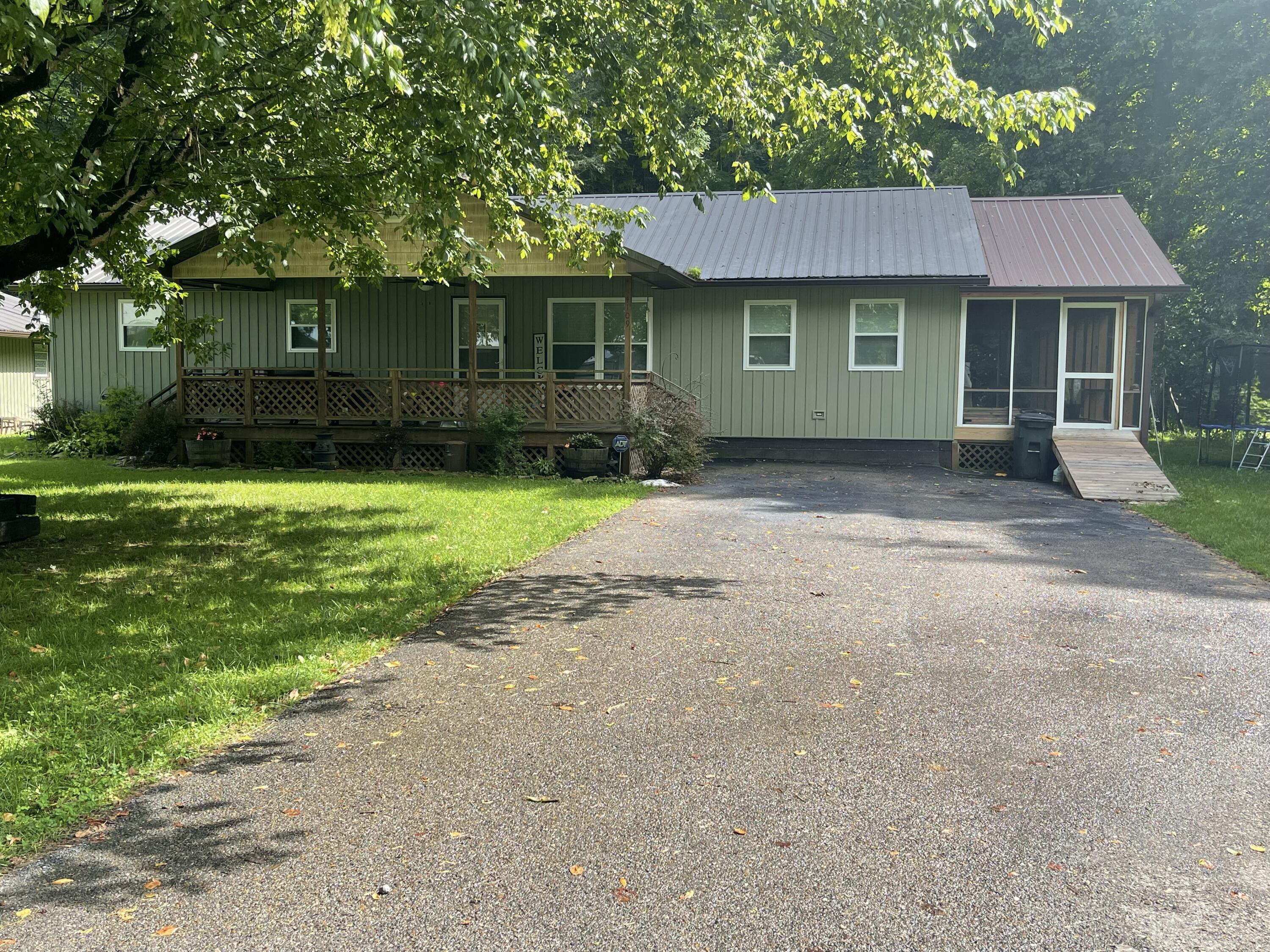 Big Creek Rd, Hartford, TN 37753