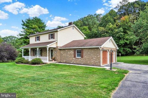 3407 Sticks Rd, GLEN ROCK, PA, 17327-7829 | Card Image