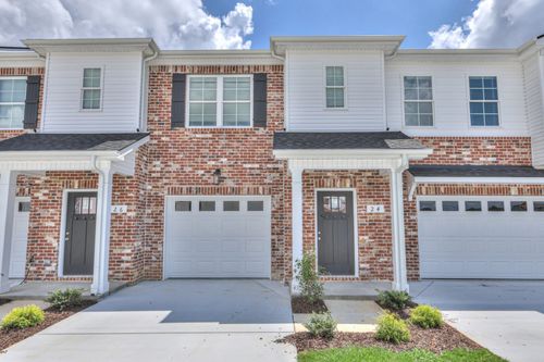 27 Hardwood Rd, Tullahoma, TN, 37388-2493 | Card Image