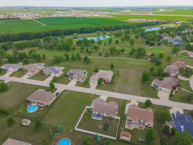1619 W Meadowlark Dr, Home with 3 bedrooms, 3 bathrooms and null parking in Pontiac IL | Image 49