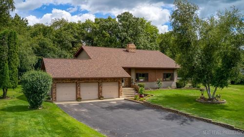 5S275 Deer Ridge Path, Big Rock, IL, 60511-9382 | Card Image
