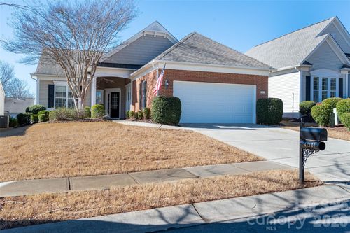 42131 Larkspur Ct, Fort Mill, SC, 29707-5816 | Card Image