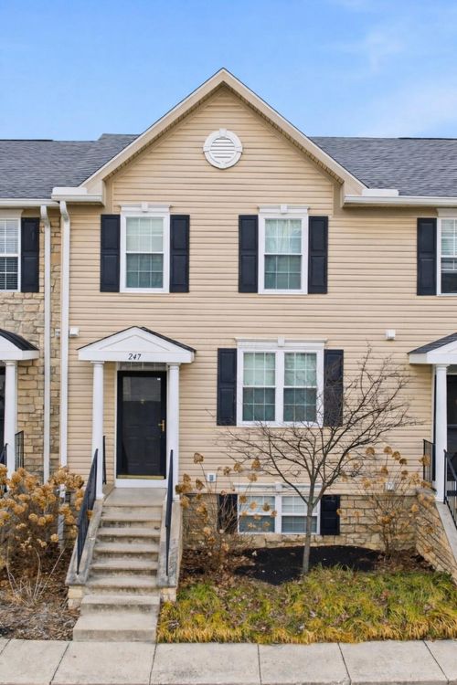 247 Oxford Oak Dr, Blacklick, OH, 43004-8454 | Card Image