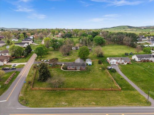 330 N Sunset Dr, Broadway, VA, 22815-9420 | Card Image