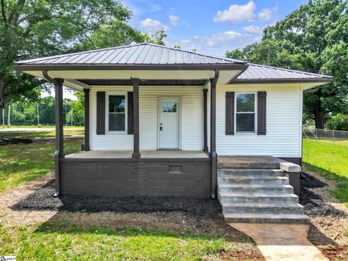301 Anderson St, Pelzer, SC, 29669-1301 | Card Image