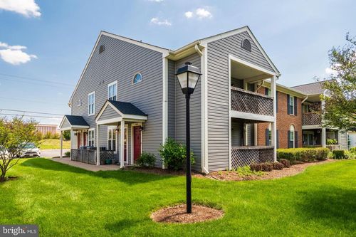 7824 Waverley Mill Ct, GAINESVILLE, VA, 20155-1755 | Card Image