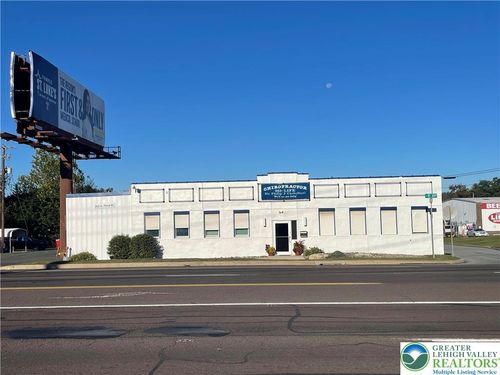 202 S 3rd St, COOPERSBURG, PA, 18036-2150 | Card Image