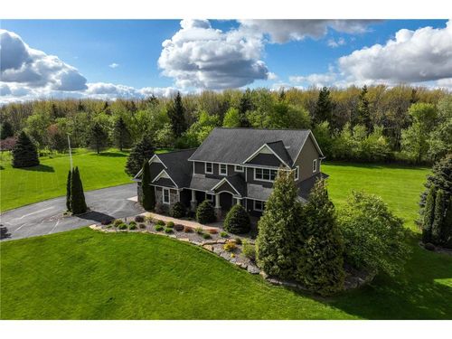 W11216 748th Ave, River Falls, WI, 54022-5022 | Card Image