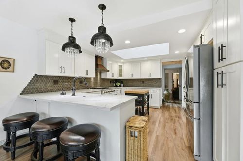 7112 Via Portada, San Jose, CA, 95135-1337 | Card Image