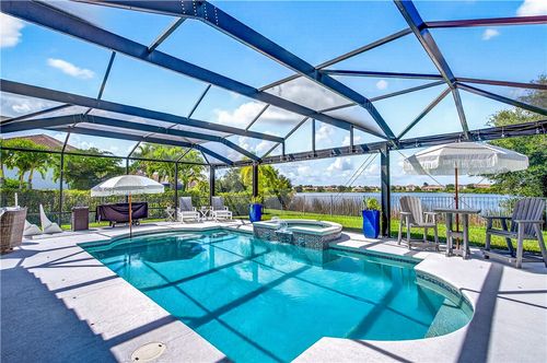 1706 Berkshire Cir Sw, Vero Beach, FL, 32968-6715 | Card Image