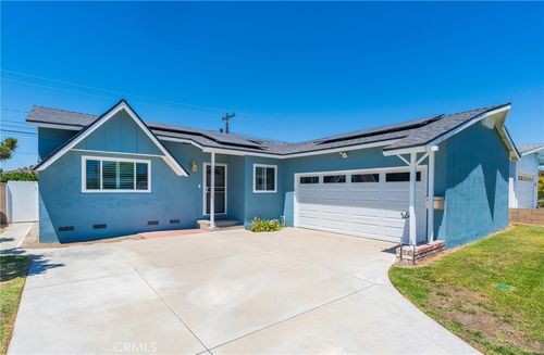 7211 Grandoaks Dr, Stanton, CA, 90680-1427 | Card Image