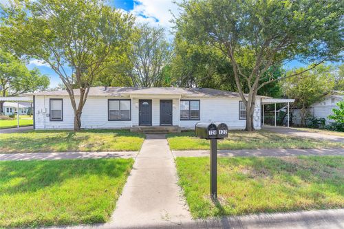 122-122 Ramsey Ave, Cleburne, TX, 76031-1828 | Card Image