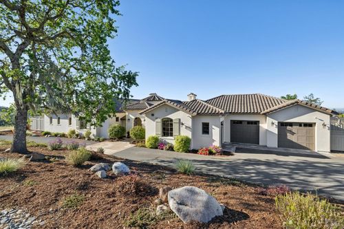 5792 Futura Way, Santa Rosa, CA, 95409 | Card Image