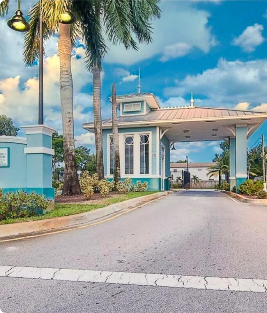 Residential in Lauderhill