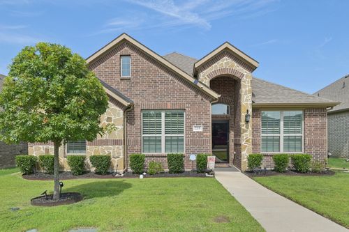 215 Morning Glory Pl, Red Oak, TX, 75154-1259 | Card Image