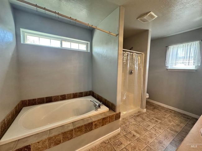 1173 Knoll Ridge Rd, House other with 3 bedrooms, 2 bathrooms and 2 parking in Twin Falls ID | Image 18